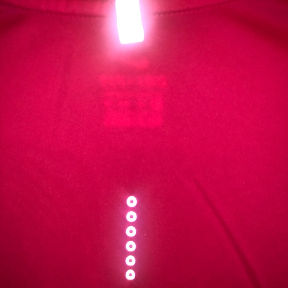 Nike RUNNING Top in PINK - Picture 3 of 7